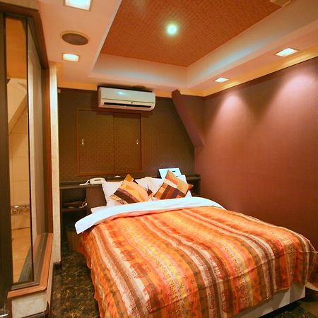 Hotel Celavie Osakajokitazume (Adults Only) ภายนอก รูปภาพ